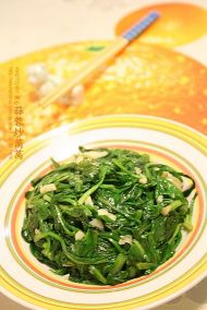 蒜蓉炒茼莴