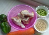 辣椒双豆炒鸡肉