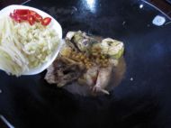 普宁豆酱闷鲶鱼
