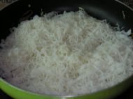 包菜炒米粉