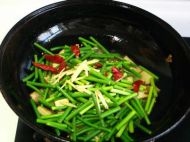 蒜薹豆干炒腊肉
