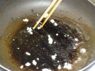贝肉炒芹菜粒