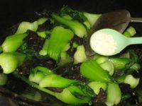 花王菜炒黑木耳