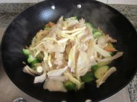 粉条素鸡烩菜