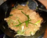 蔬菜炒米粉