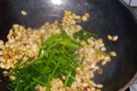 韭苔炒黄豆