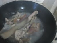 美容的猪皮黄豆汤