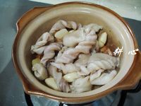 鱼鳔木耳煲