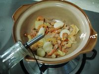 鱼鳔木耳煲