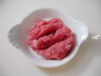 金针菇滚肉末汤