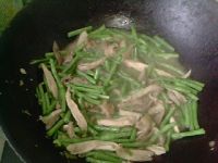 豆角炒鸡丝
