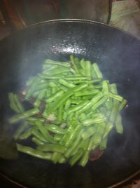 四季豆炒香肠