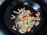 芹菜炒肉