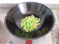蒜香豆角炒鸡丝