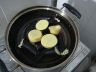 肉酱拌土豆茄子