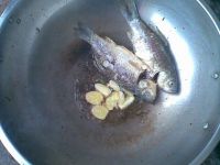 鲫鱼豆腐汤