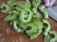 橄榄菜肉末炒苦瓜