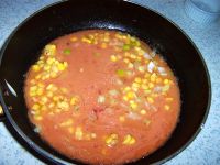 玉米茄汁浇肉饼