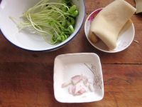 黑豆苗炒千张