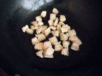 洋葱香菇焖肉
