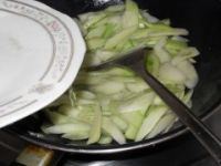 清炒黄瓜