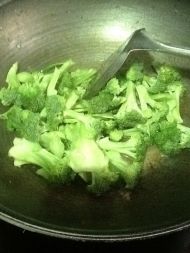 西兰花炒肉片