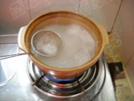 腊味乳鸽炖萝卜