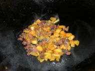 南瓜香肠炒饭