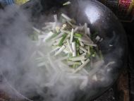 蒜苗白菜炒肉