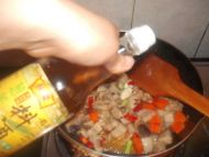 鸡肉炒藕丁