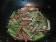 豆干炒丝瓜