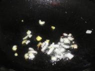 青椒炒玉米粒