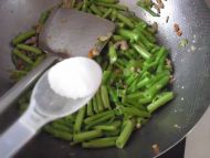 肉末空心菜梗