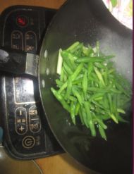 香肠豆角菜