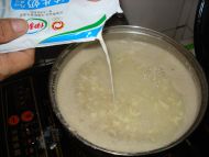 牛奶燕麦片营养粥
