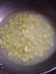 蚕豆蛋汤