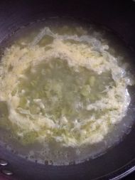 蚕豆蛋汤