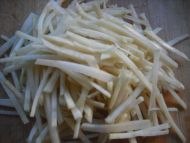 素炒韭菜红椒土豆丝