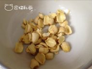 银耳雪梨莲子汤