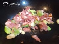 圆白菜炒培根