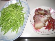 腊肉炒四季豆