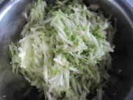 西葫芦鸡蛋饺子