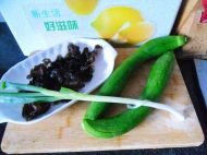 丝瓜炒木耳