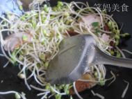 熏肉炒黄豆芽