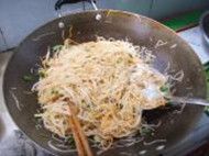 虾干炒米粉