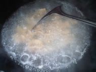 油菜金针菇肉片汤