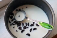 法式蛋白霜巧克力蛋糕