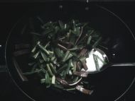 韭菜炒豆腐干