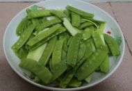 腊肠炒荷兰豆