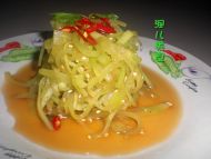 凉拌莴苣丝